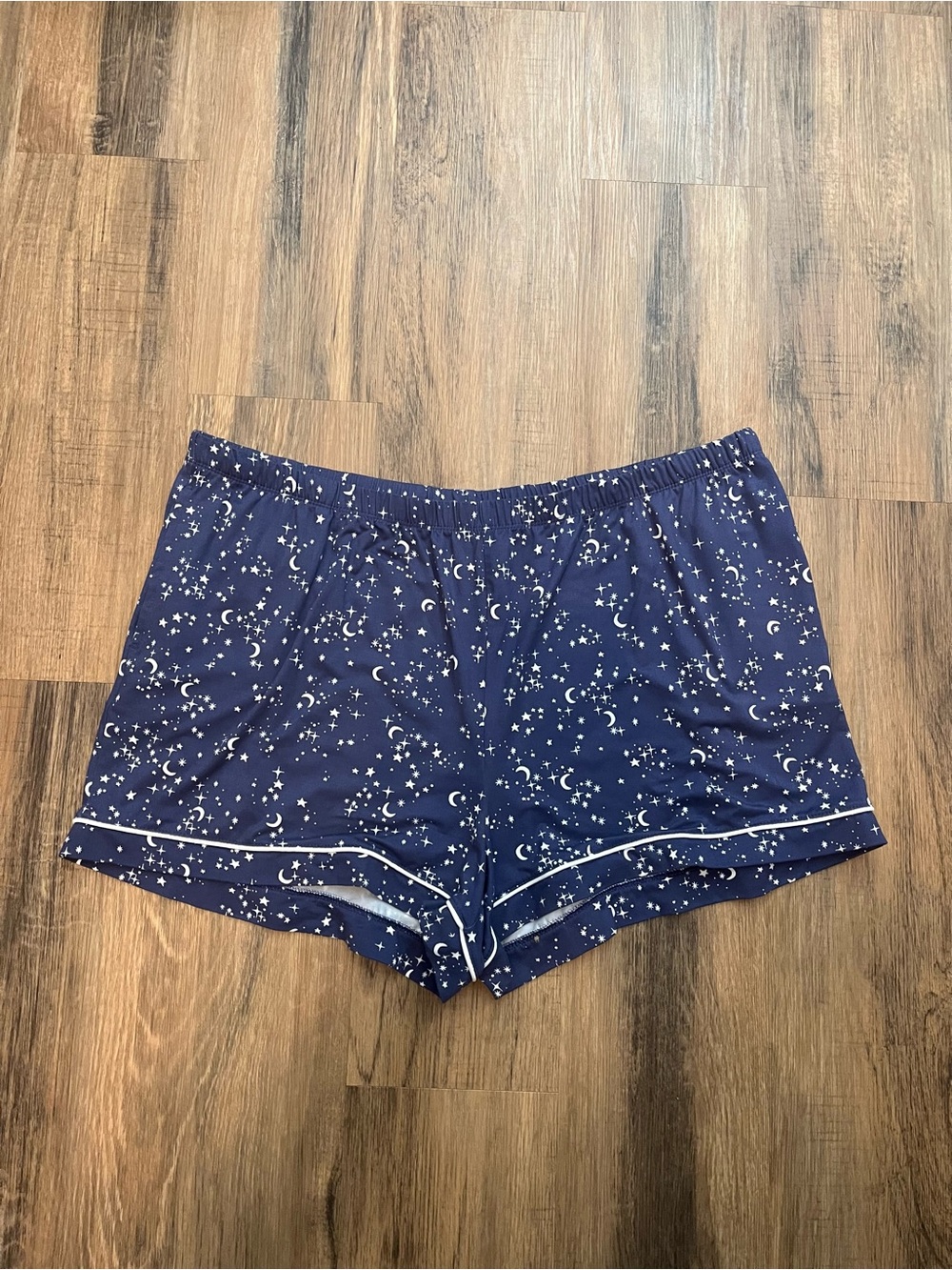 Joyspun Women's Navy Moon & Star Sleep Shorts Sz 3X (22W-24W) Pajamas Stretchy